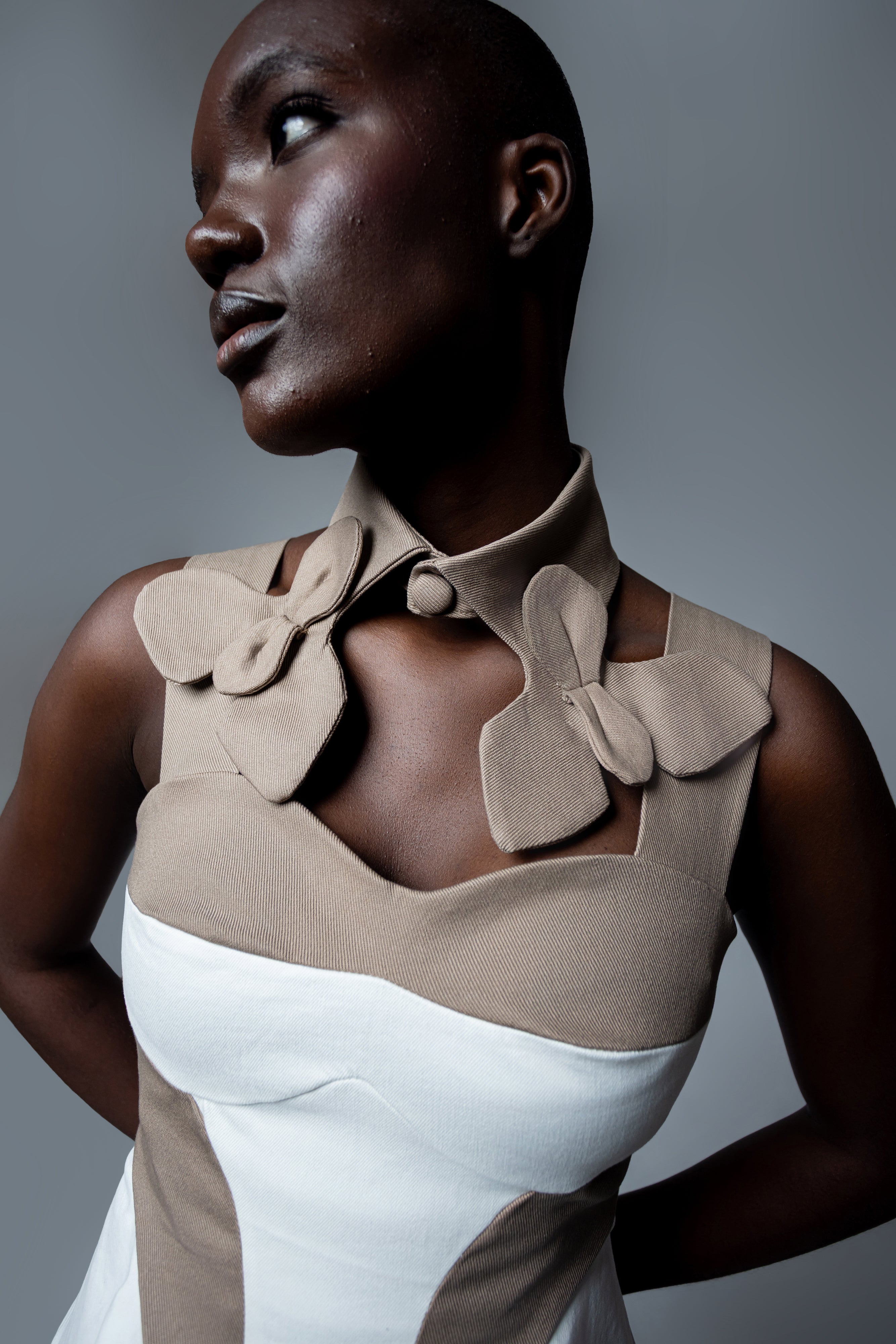 Cuello Orquídea image 1